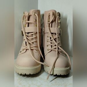GBG Los Angeles Women's Salma Pink Combat Lace Up/Zip Size 6.5